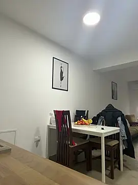 Missolevelvet online show from 02-28-26, 07:35