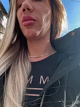 Missolevelvet online show from 04-03-26, 02:01