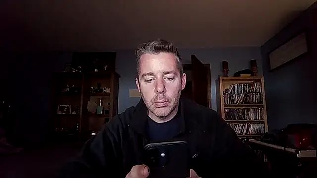 chrisw8140 online show from 02-17-26, 05:32