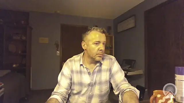 chrisw8140 online show from 03-26-26, 01:15