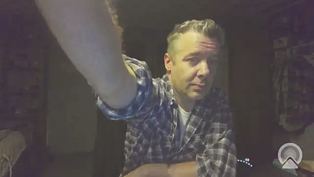 chrisw8140 online show from 04-08-26, 03:19