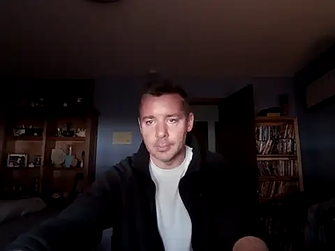 chrisw8140 online show from 02-08-26, 08:50