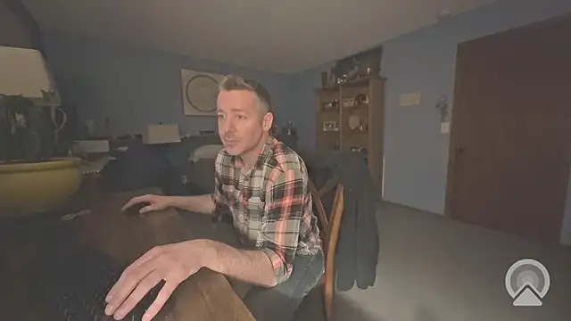 chrisw8140 online show from 05-05-26, 04:26