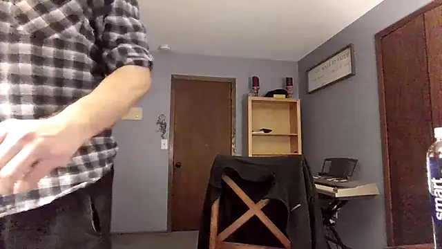 chrisw8140 online show from 03-16-26, 05:37