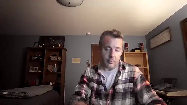 chrisw8140 online show from 03-13-26, 04:28