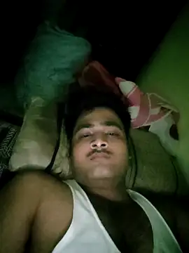 Snapshot of allumatar chatting on 06-12-26, 06:05 allumatar online show from 06-12-26, 06:05