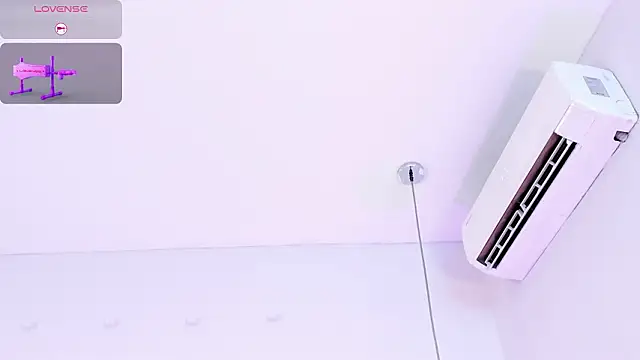 Meeganfoox online show from 02-04-26, 03:56