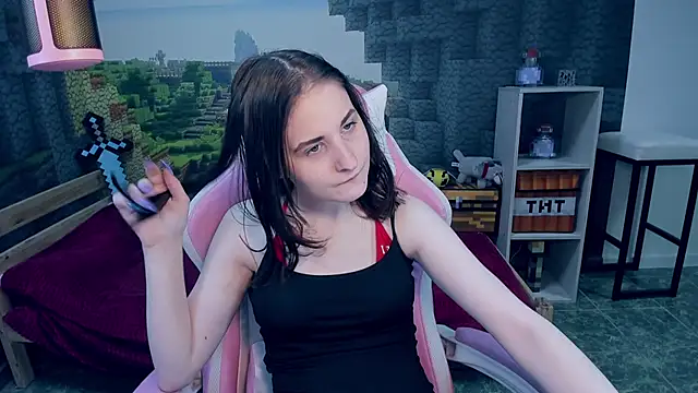 KiraDuvall online show from 03-07-26, 05:18