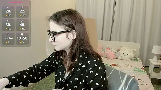 KiraDuvall online show from 02-06-26, 04:58