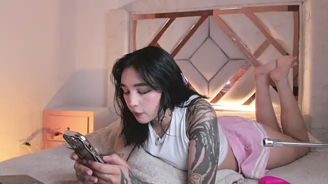 iriis online show from 05-26-26, 02:53