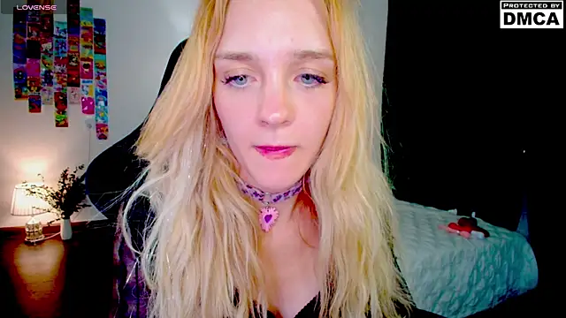Snapshot of sailormoon666_ chatting on 07-25-26, 09:54 sailormoon666 online show from 07-25-26, 09:54