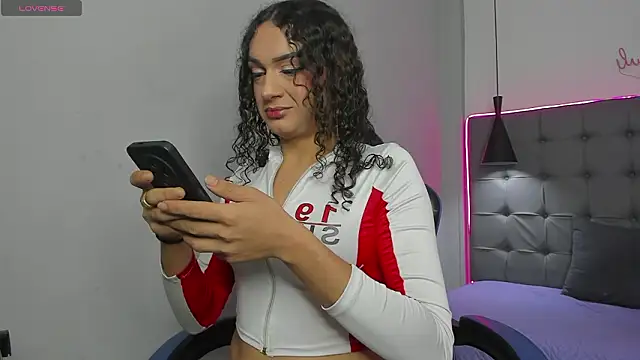 scarletcherry18 online show from 02-24-26, 03:29