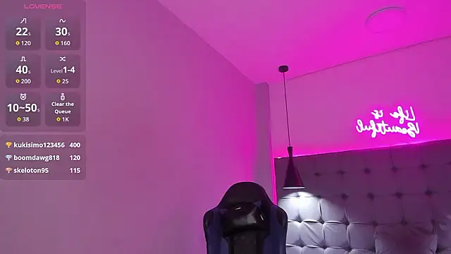 scarletcherry18 online show from 03-26-26, 01:09