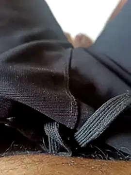 Snapshot of Harishtamil26 chatting on 02-17-26, 04:21 Harishtamil26 online show from 02-17-26, 04:21