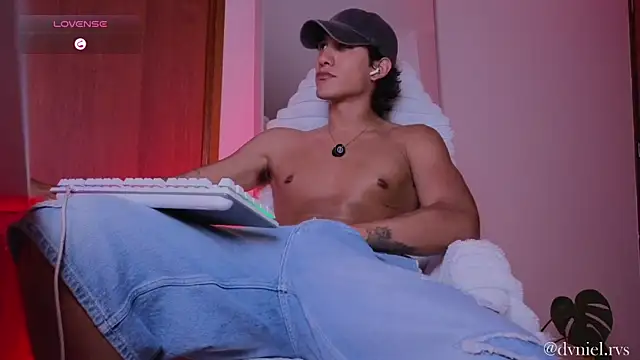 emilio rivs online show from 05-30-26, 12:17