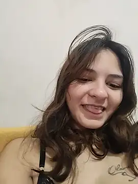 Snapshot of carazinho2128 chatting on 06-24-26, 02:37 carazinho2128 online show from 06-24-26, 02:37