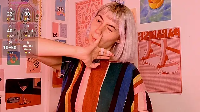 Snapshot of annieTinky0 chatting on 02-12-26, 12:32 annieTinky0 online show from 02-12-26, 12:32