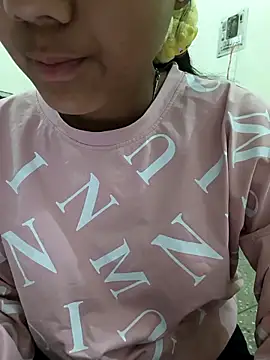 Snapshot of Aaradhna-_hoy chatting on 02-23-26, 05:09 Aaradhna- hoy online show from 02-23-26, 05:09