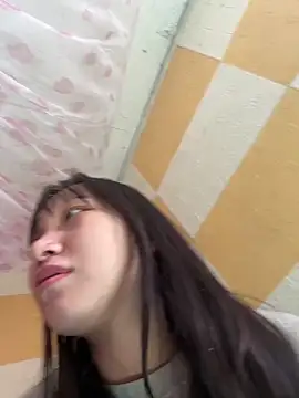 Charlotte-ee online show from 01-17-26, 05:22