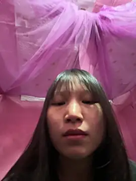 Charlotte-ee online show from 02-05-26, 08:43