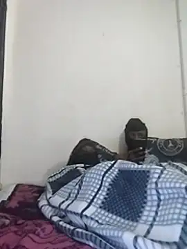 FINEBABYWOLF online show from 04-24-26, 01:13