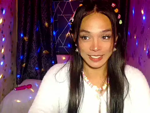 Snapshot of mariadeluxe chatting on 06-27-26, 01:11 mariadeluxe online show from 06-27-26, 01:11