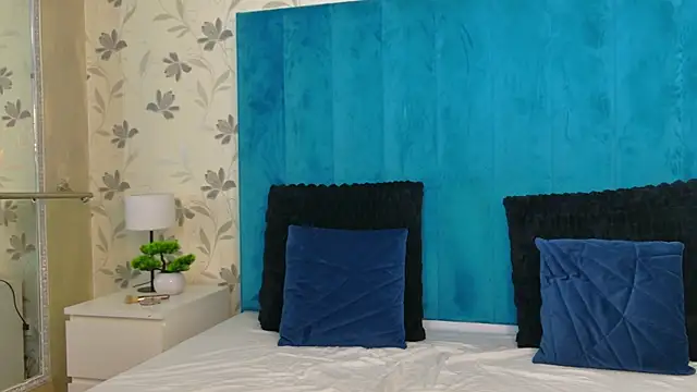 AnyaHappiness online show from 03-24-26, 06:02