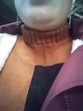 Snapshot of LingLing002 chatting on 01-13-26, 12:47 LingLing002 online show from 01-13-26, 12:47