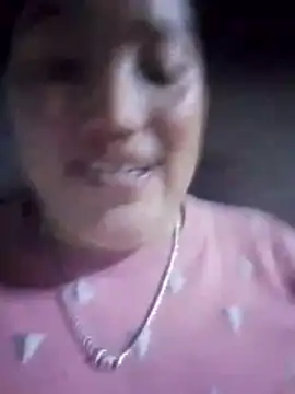 Snapshot of LingLing002 chatting on 01-15-26, 05:11 LingLing002 online show from 01-15-26, 05:11