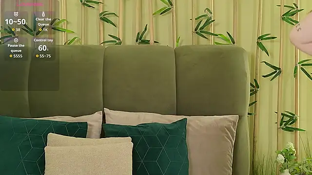 EmilyWess online show from 04-05-26, 06:36