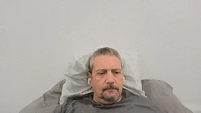 ShayB12 online show from 01-12-26, 05:31