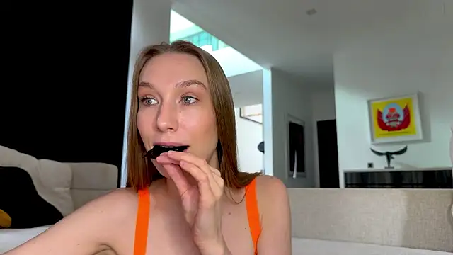 Linaspicee online show from 02-14-26, 05:07