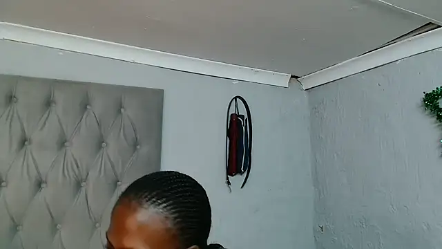MelowD 2 online show from 06-15-26, 01:33