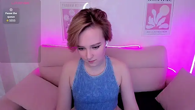 Snapshot of Ellie_Heavenly chatting on 02-05-26, 08:32 Ellie Heavenly online show from 02-05-26, 08:32