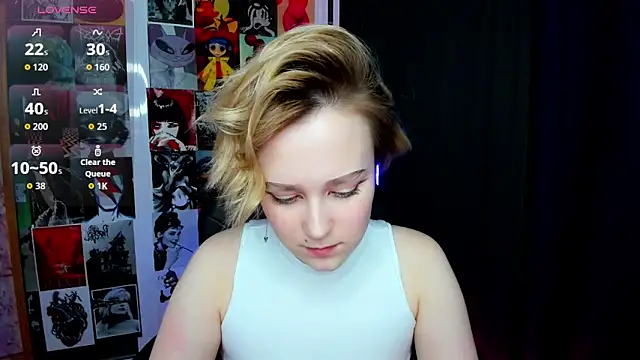 Snapshot of Ellie_Heavenly chatting on 02-24-26, 08:15 Ellie Heavenly online show from 02-24-26, 08:15