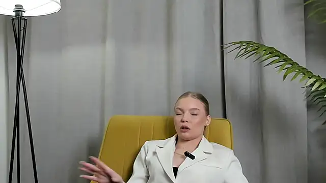 YenKaltenbach online show from 01-13-26, 08:29