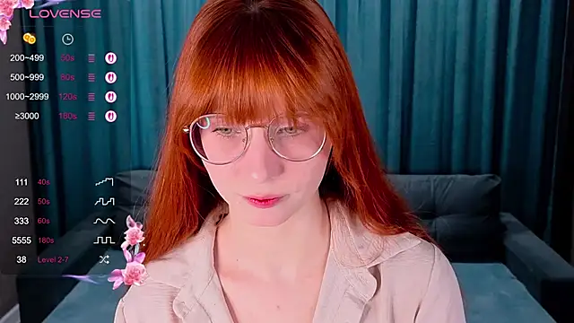 Snapshot of CatherineCummi chatting on 04-11-26, 11:03 CatherineCummi online show from 04-11-26, 11:03