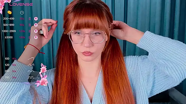 Snapshot of CatherineCummi chatting on 03-16-26, 07:34 CatherineCummi online show from 03-16-26, 07:34