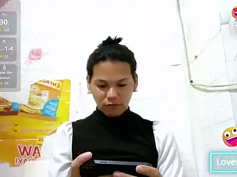 HugeAgatha online show from 05-20-26, 02:14