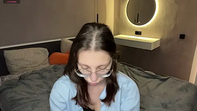 ChrisAmott online show from 04-18-26, 07:07