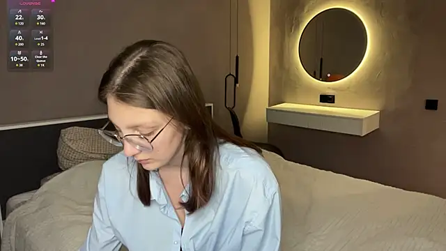 ChrisAmott online show from 04-11-26, 04:10