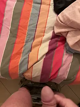 Snapshot of couple1508 chatting on 02-17-26, 02:47 couple1508 online show from 02-17-26, 02:47