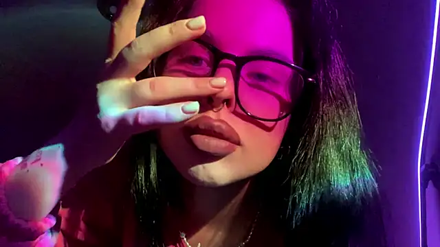 AkilahMilke online show from 01-13-26, 04:33