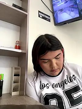 Snapshot of luisa_clark1 chatting on 01-12-26, 07:09 luisa clark1 online show from 01-12-26, 07:09