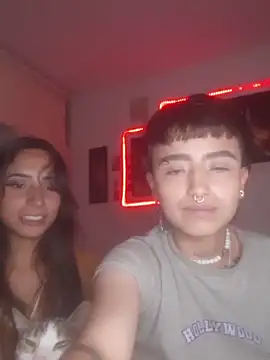 AlexxaAndRileyy online show from 02-02-26, 12:09