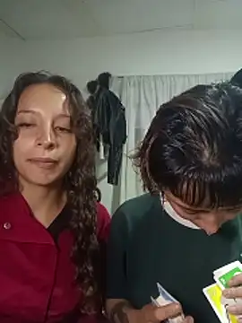 AlexxaAndRileyy online show from 05-30-26, 04:12
