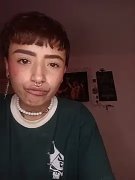 AlexxaAndRileyy online show from 02-15-26, 11:36