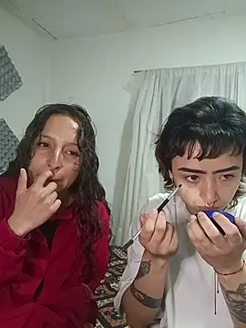 AlexxaAndRileyy online show from 05-27-26, 04:14