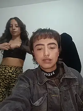 AlexxaAndRileyy online show from 03-24-26, 10:43