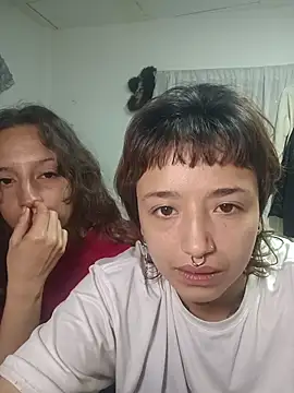 AlexxaAndRileyy online show from 05-29-26, 03:40
